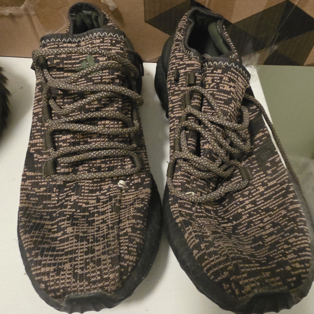 adidas Men's Black and Brown Athletic Shoes